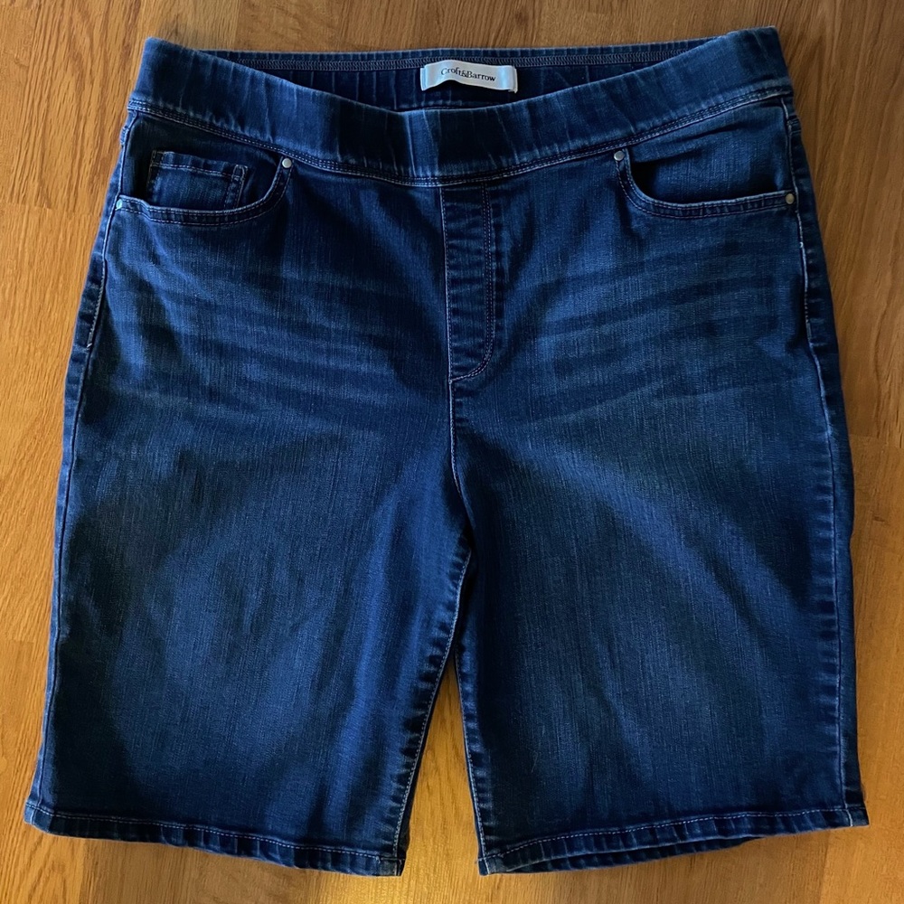 Croft & Barrow Stretch Shorts Size 16